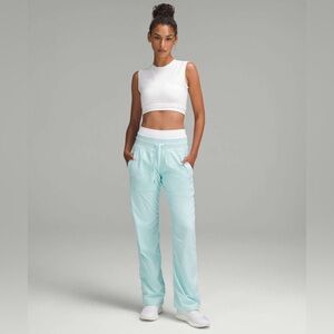 Lululemon Dance Studio Mid-Rise Pant *Regular
Ideal Mint Light blue color pastel